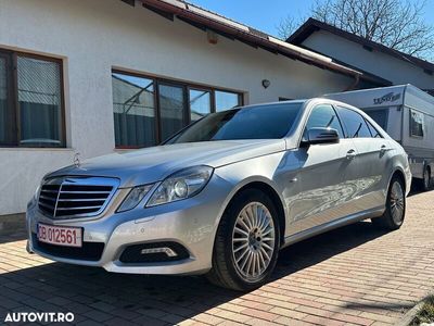 Mercedes E220