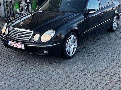 Utilizat 2005 Mercedes E320 Berlinǎ | 6.500 EUR