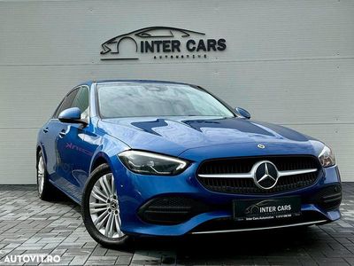 Culoarealbastru Utilizat 2022 Mercedes C200 Berlinǎ | 31.990 EUR (Scump)