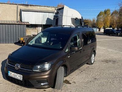 Culoaremaro Utilizat 2016 VW Caddy Maxi Family Monovolum | 8.300 EUR (Super Preț)