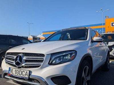 Second-hand Mercedes GLC300 Exclusive 245 CP (180 kW) 2019 Culoarealb SUV