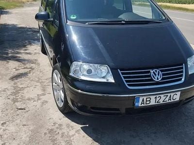 VW Sharan