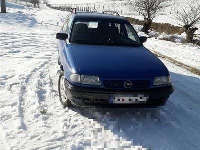 Albastru Utilizat 1997 Opel Astra Break | 800 EUR
