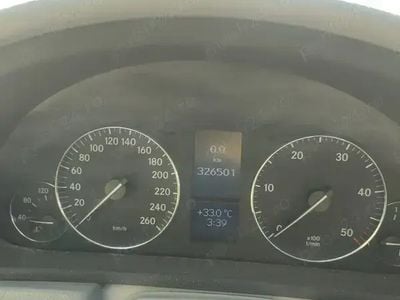 Mercedes C220