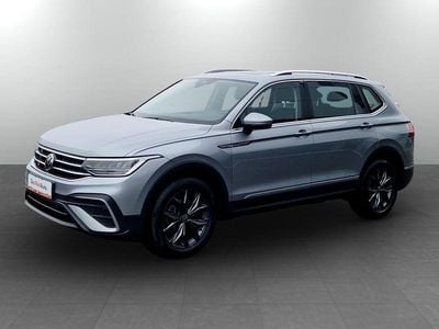 Second-hand VW Tiguan Allspace Life 150 CP (110 kW) 2022 Argintiu  metalic SUV