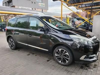 Utilizat 2014 Renault Grand Scénic III Bose Edition Monovolum | 4.650 EUR