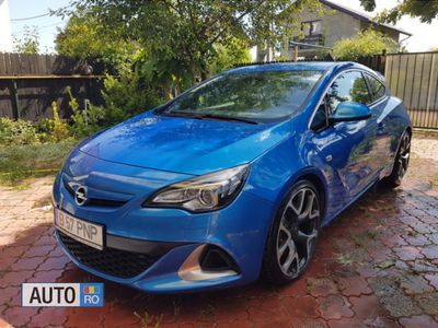 Second-hand Opel Astra OPC 280 CP (205 kW) 2014 Albastru Coupe