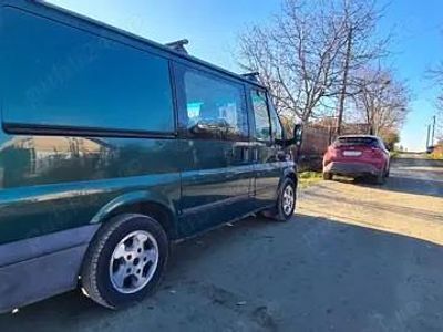 Utilizat 2001 Ford Transit Van | 3.500 EUR