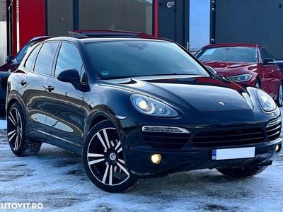 Second-hand Porsche Cayenne Platinum Edition 245 CP (180 kW) 2014 Culoarenegru SUV