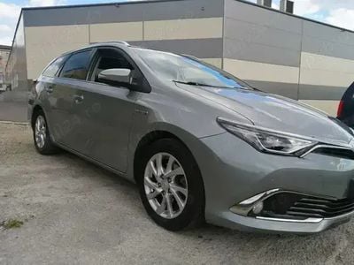 Toyota Auris Hybrid
