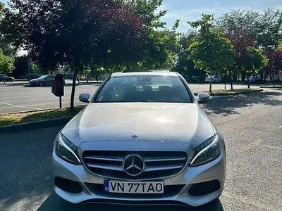 Argintiu Second-hand 2015 Mercedes C200 Berlinǎ | 14.500 EUR (Scump)