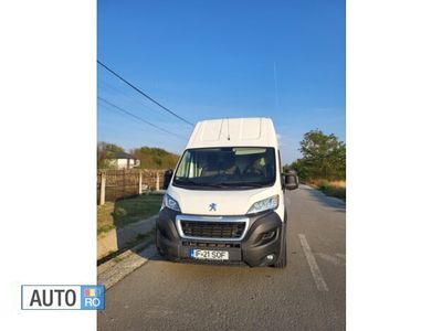 Second-hand Peugeot Boxer 130 CP (95 kW) 2018 Alb Van