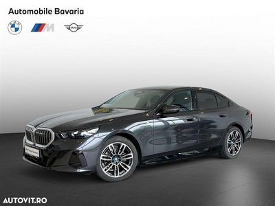 Gri sophisto brilliant effect metalizat metalizat Second-hand 2024 BMW 530e Comfort Edition Berlinǎ | 61.323 EUR