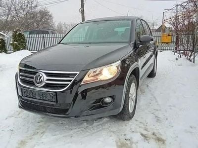 Negru Second-hand 2009 VW Tiguan SUV | 5.300 EUR (Preț bun)