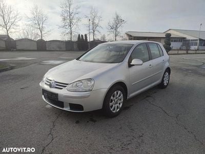 Second-hand VW Golf IV Edition 80 CP (58 kW) 2006 Culoareargint Hatchback