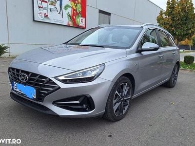 Culoareargint Utilizat 2022 Hyundai i30 Break | 14.800 EUR (Preț bun)