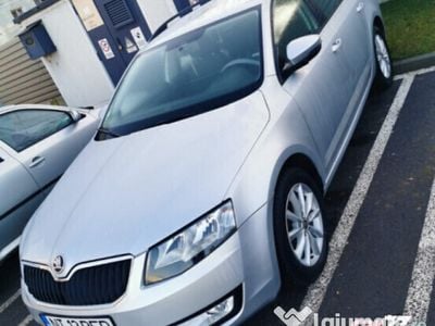 Argintiu Second-hand 2015 Skoda Octavia Berlinǎ | 5.950 EUR