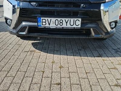 Utilizat 2020 Mitsubishi Outlander SUV | 24.250 EUR
