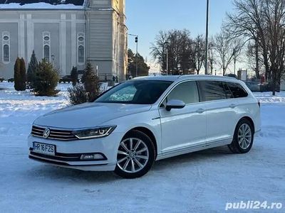 Second-hand VW Passat 190 CP (139 kW) 2016 Alb Berlinǎ