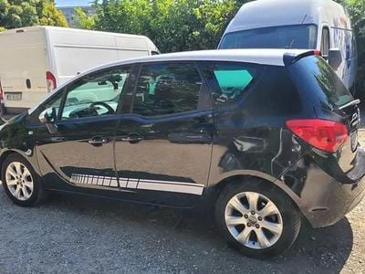 Second-hand Opel Meriva 95 CP (69 kW) 2012 Negru Monovolum