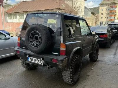 Utilizat 1998 Suzuki Vitara SUV | 4.700 EUR