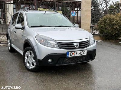Second-hand Dacia Sandero Stepway 70 CP (51 kW) 2010 Culoaregri Berlinǎ