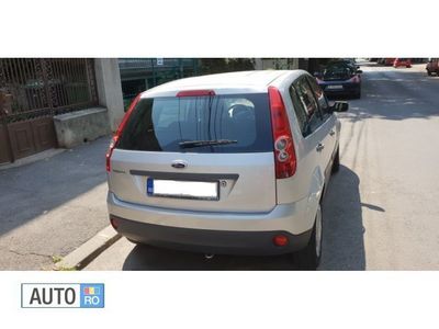 Second-hand Ford Fiesta 55 CP (40 kW) 2008 Gri Hatchback