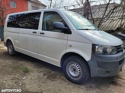 Second-hand VW Transporter 140 CP (102 kW) 2011 Culoarealb Van