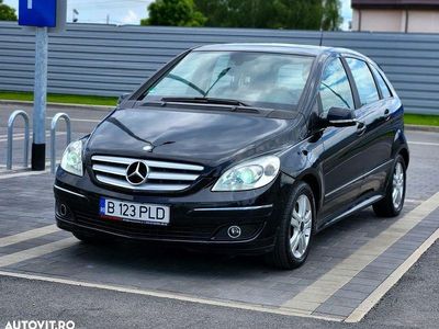 Mercedes B200