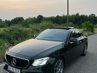 Utilizat 2020 Mercedes E200 AMG Berlinǎ | 25.900 EUR