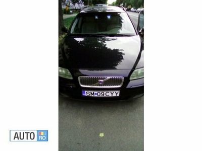 Second-hand Volvo XC70 185 CP (136 kW) 2006 Negru SUV