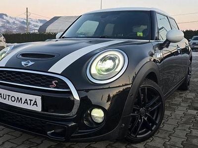 Culoarenegru Utilizat 2016 Mini Cooper SD Seven Hatchback | 10.490 EUR