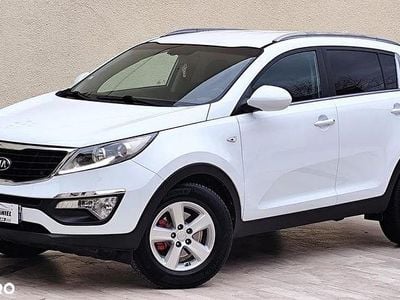 Second-hand Kia Sportage 115 CP (84 kW) 2016 Culoarealb SUV