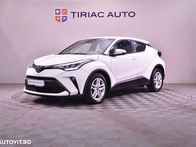 Culoarealb Second-hand 2022 Toyota C-HR SUV | 19.500 EUR (Puțin scump)