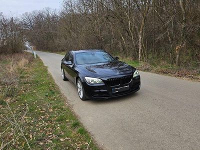 Culoarealbastru Utilizat 2012 BMW 740 Berlinǎ | 15.500 EUR