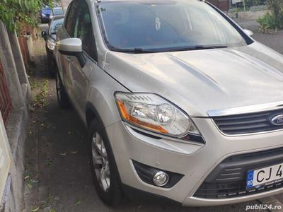 second-hand Ford Kuga impecabil