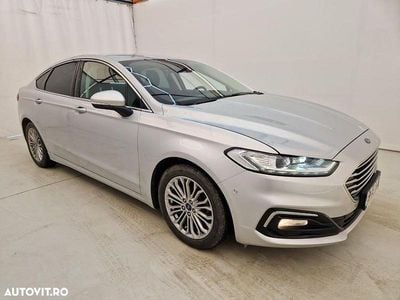 Second-hand Ford Mondeo Titanium 187 CP (137 kW) 2022 Culoareargint Berlinǎ