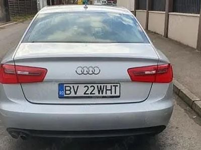 Argintiu Utilizat 2012 Audi A6 Berlinǎ | 10.900 EUR (Preț OK)