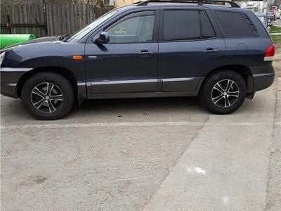Gri Utilizat 2006 Hyundai Santa Fe SUV | 3.650 EUR (Preț bun)