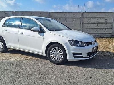 Second-hand VW Golf VII Team 105 CP (77 kW) 2013 Culoarealb Hatchback