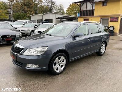 second-hand Skoda Octavia Combi 1.6 TDI DPF Elegance