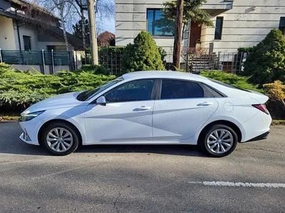 Second-hand Hyundai Elantra 123 CP (90 kW) 2022 Alb Berlinǎ