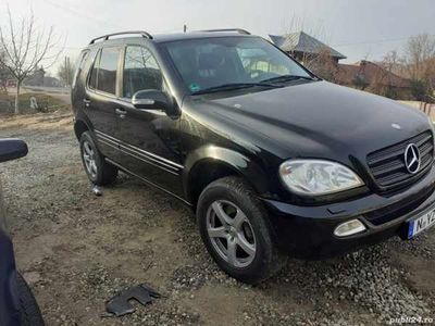 Mercedes ML270