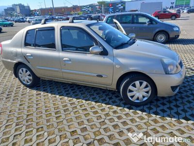 second-hand Renault Clio 89 000 km