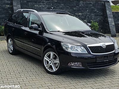 second-hand Skoda Octavia Combi 2.0 TDI Ambiente