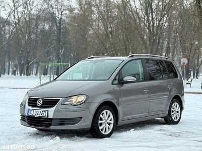 Second-hand VW Touran Freestyle 140 CP (102 kW) 2010 Culoaregri Monovolum