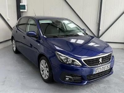 Albastru Utilizat 2018 Peugeot 308 Style Hatchback | 6.900 EUR (Super Preț)