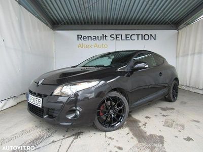 Culoarenegru Utilizat 2009 Renault Mégane Coupé Coupe | 5.499 EUR