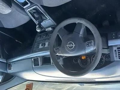 Utilizat 2004 Opel Vectra Berlinǎ | 1.100 EUR (Preț OK)