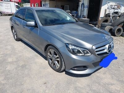 Second-hand Mercedes E250 204 CP (150 kW) 2014 Berlinǎ
